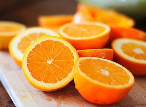 橙子皮泡水消食和胃 如